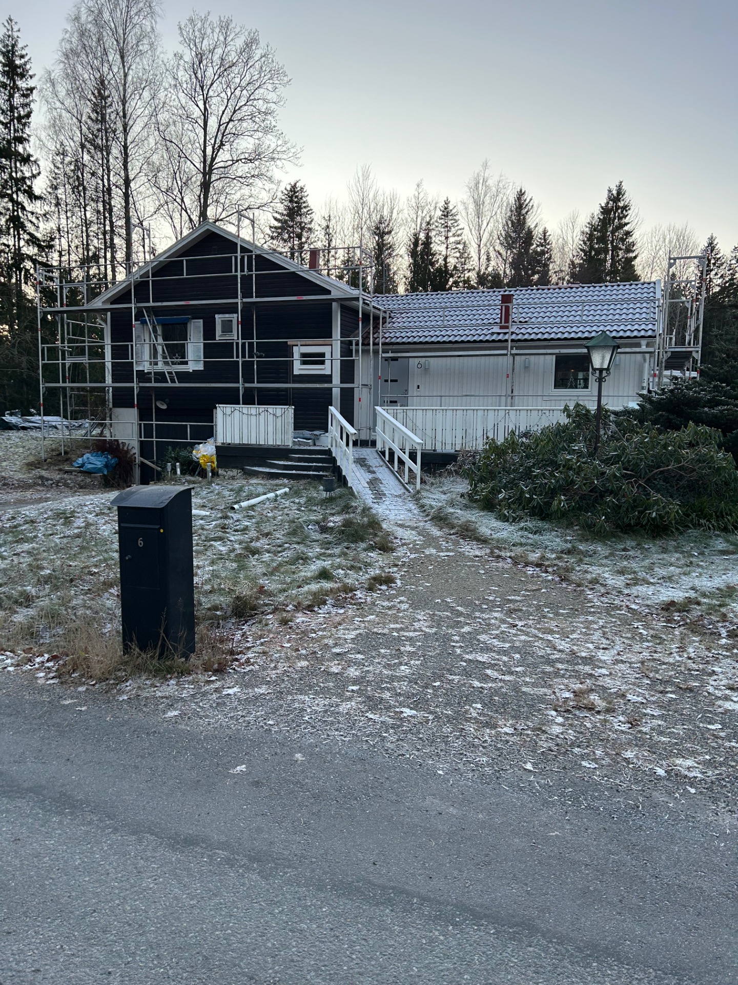 Pågående projekt Värmdö Tak och fönsterbyte